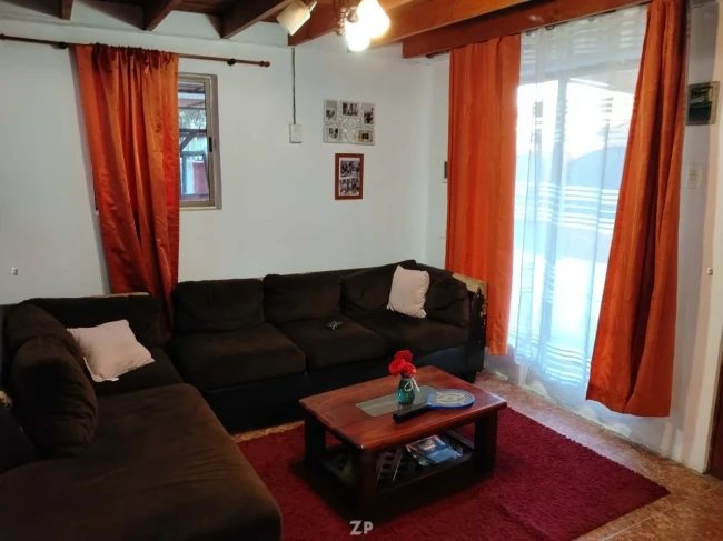 Casa de 2 pisos en venta cerca de Casino Monticello – Angostura