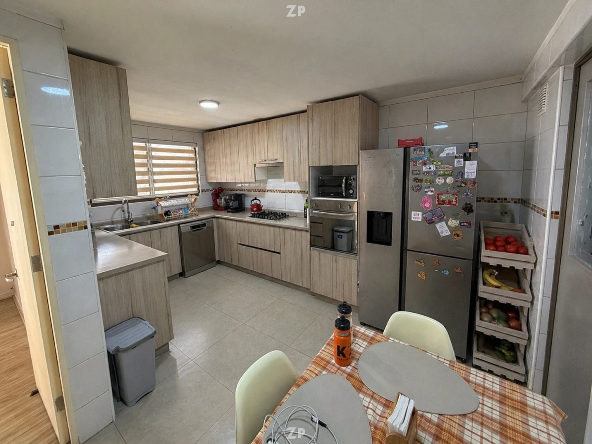 Hermosa Casa Familiar Piscina, Quincho Cerrado 3d, 3b Y 2e