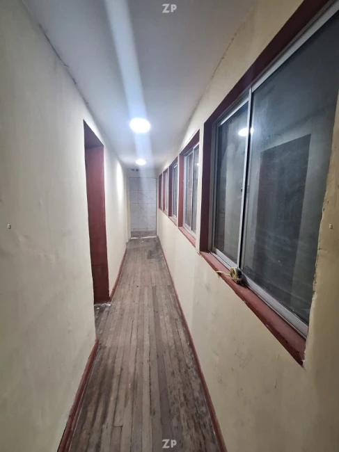 Se vende amplia casona refaccionada en pleno Barrio Brasil