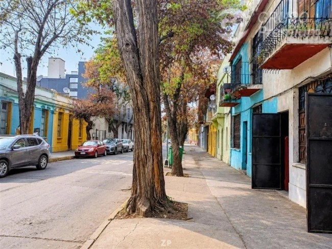 Se venden dos casonas antiguas con entradas independientes