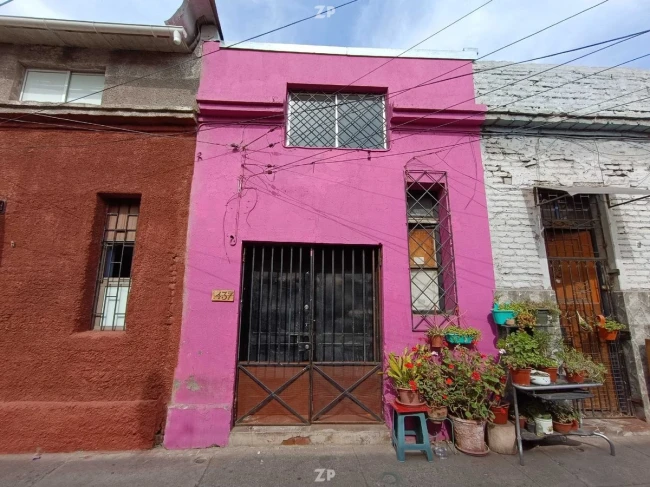 En venta Propiedad Ubicada entre León Prado y Victoria