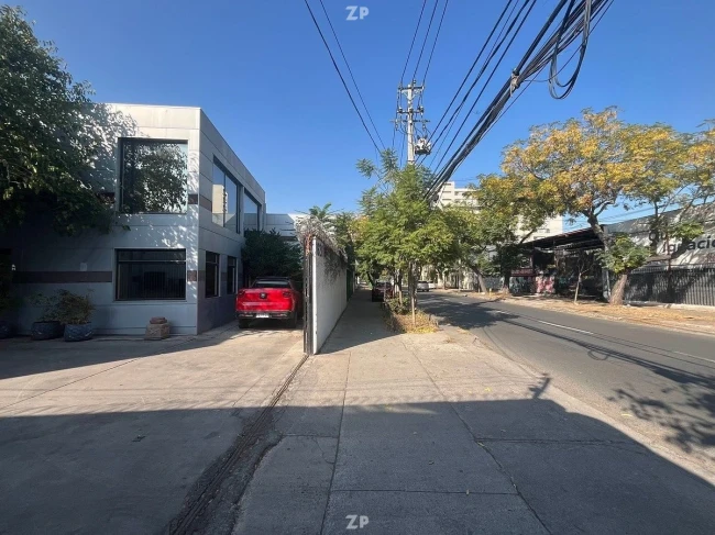 En venta Casa muy bien ubicada en zona urbana consolidada