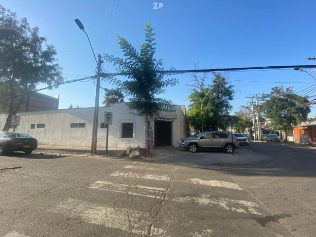 En venta Versátil y amplia casa, ideal para proyectos ubicada en santiago