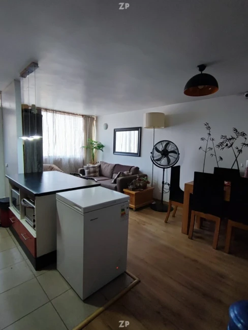 Venta departamento a una cuadra del metro