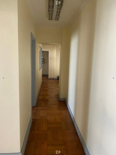 Departamento en venta con áreas de circulación bien iluminadas