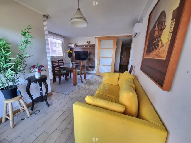 Venta de departamento Villa Frei, excelente conectividad
