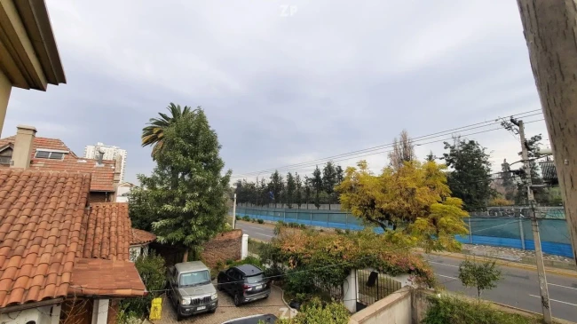 Se Vende amplia propiedad, 2 casas en Santiago, vista Oeste