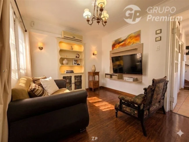 En venta casa en el codiciado barrio 10 de Julio en Santiago