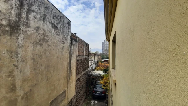 Se Vende amplia propiedad, 2 casas en Santiago, vista Oeste