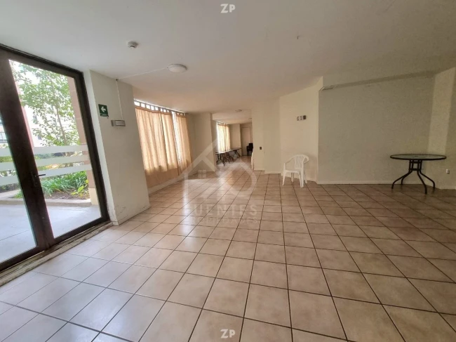 Venta de departamento sector de Club Hípico