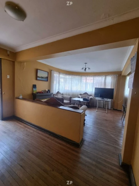 En venta Excelente conectividad en Conchalí Casa + Propiedad secundaria 
