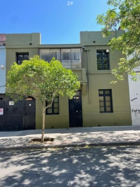 En venta Propiedad subdividida en 4 inmuebles ubicada en Santiago