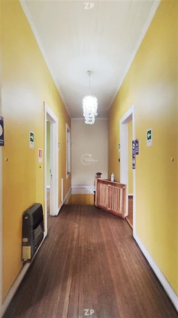 En venta Exclusiva casa de 2 piso estilo clásico en barrio residencial de YUNGAY