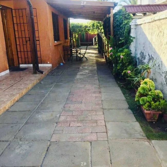 En venta casa en la  encantadora comuna de La Cisterna