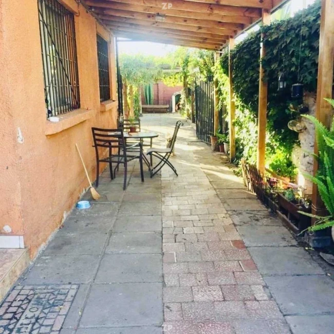 En venta casa en la  encantadora comuna de La Cisterna