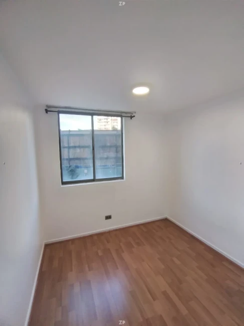 Arriendo departamento frene mall Florida Center