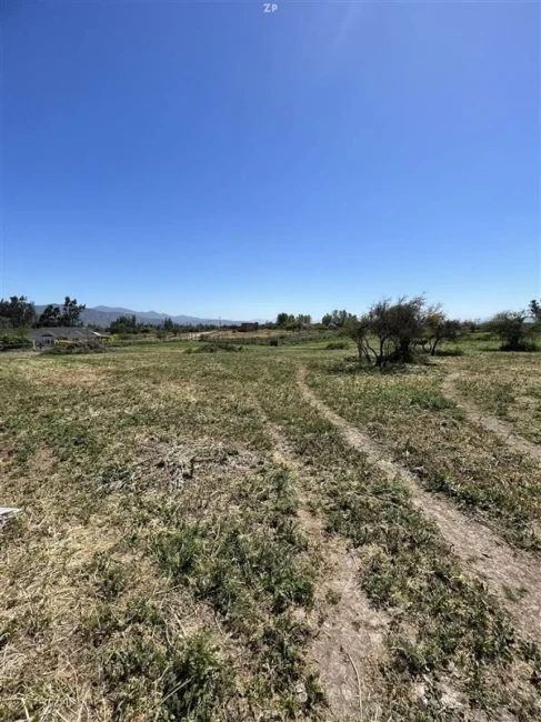 Parcela en venta de 5.000 m² con factibilidad de agua y luz