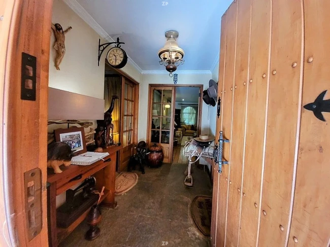 Parcela en venta con 5 dormitorios y 470 m² construidos