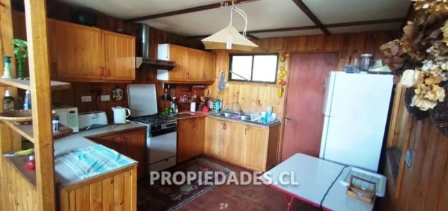Parcela agroresidencial en venta con 3 viviendas en Laguna de Acúleo