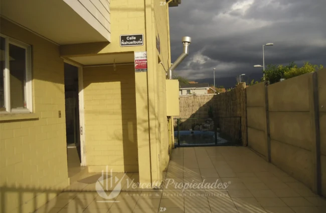 ¡EN ARRIENDO! Te presentamos esta encantadora casa