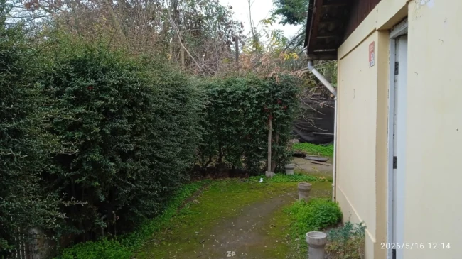 Vende Casa central, amplio terreno potencial para ampliacion. Gran plusvalía. 