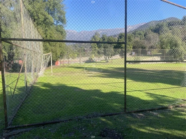 Parcela en venta de 5.000 m² con casa, 2 dormitorios y acceso a laguna