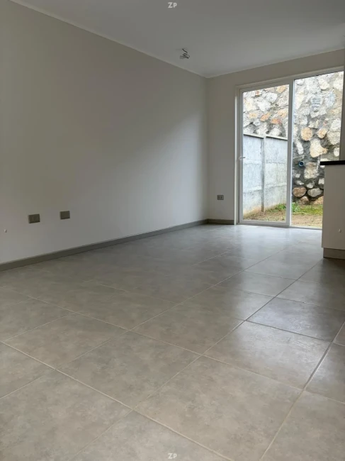 Arriendo Townhouse Camino a Penco