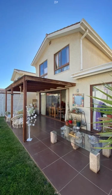Casa en Venta en Eusebio Lillo | 3 Dormitorios y 150 m²