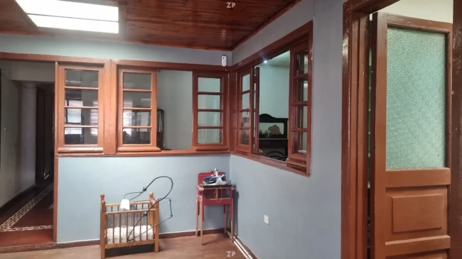 Casa en Venta en Francia | 600 m² de Terreno con Departamento