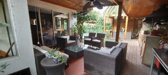 Casa en Venta en Manuel Montt | 240 m² con Piscina y Quincho