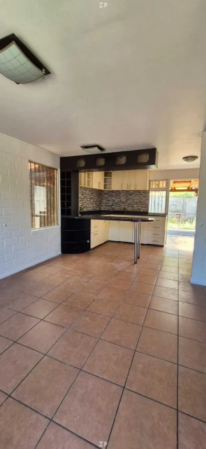 Casa en Venta en Los Torunos III | 2 Dormitorios y 123 m²