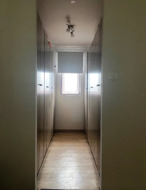 Parcela en venta con 2 casas, piscina, quincho y 5 dormitorios