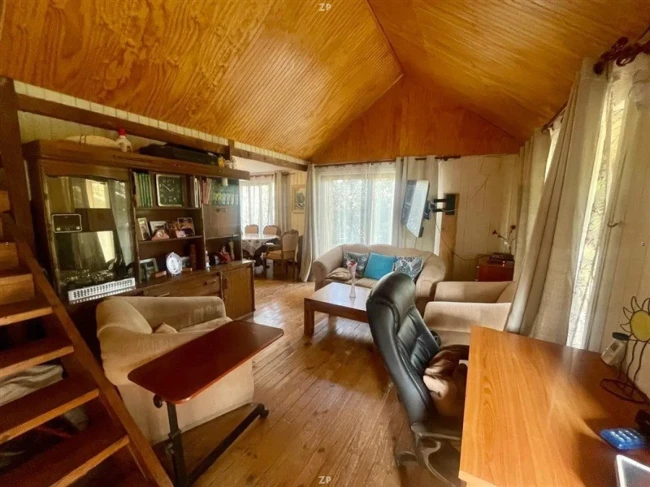 Parcela en venta con casa de 3 dormitorios, bodega y pozo de agua