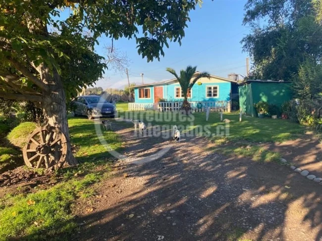 Parcela en venta de 5 dormitorios y 5.100 m² con calefacción a leña