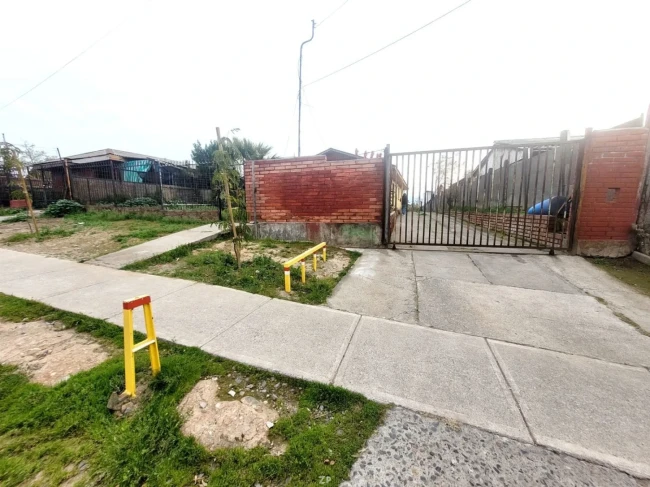 Terreno en venta de 1.732 m² con 2 casas de 3 dormitorios