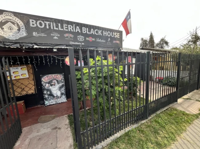 Casa Comercial en Venta cerca de Carretera del Cobre | 200 m²