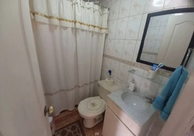 Casa en Venta en Villa Los Arcángeles | 4 Dormitorios y 3 Baños