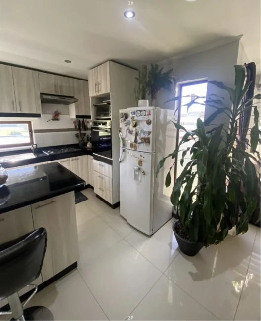 Casa en Parcela en Venta en Santa Elena | 5.076 m² con Piscina