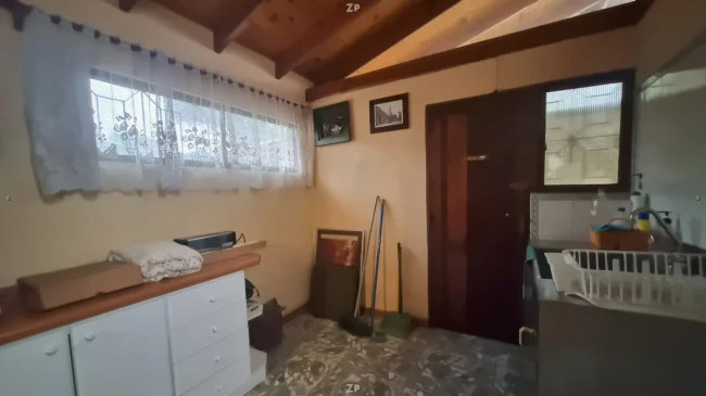 Casa en Venta en José Salas | 167 m² Construidos y Departamento Interior