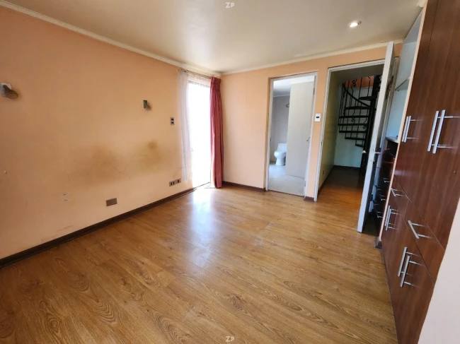 Casa en Venta en Villa Brasilia, Rancagua | 5 Dormitorios, Piscina y Terreno de 