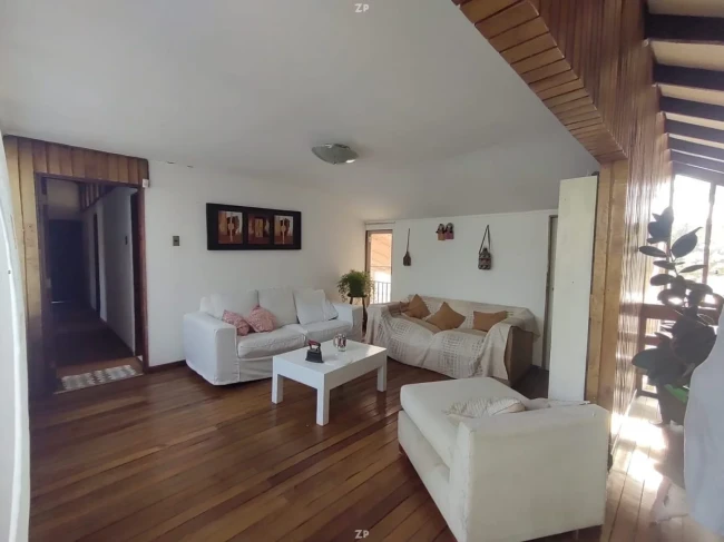 Casa Comercial en Venta en Villa Tupahue, Rancagua | 9 Habitaciones, 560 m² de T