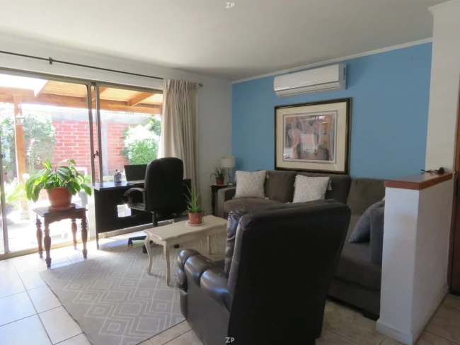 Casa en Venta en Santa María de Triana, Rancagua | 4 Dormitorios, Quincho y Terr