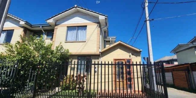 Casa Esquina en Venta en Villa Santa Clara II, Rancagua | 4 Dormitorios