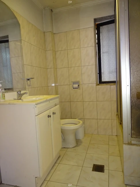 Casa en Venta en Villa El Trapiche, Rancagua | 4 Dormitorios, Gran Terreno de 41
