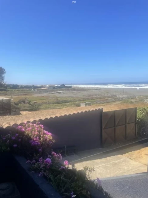 Casa en Venta en Camino a Punta de Lobos | Frente al Mar