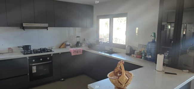 Casa en Venta en Calle San Fernando | 140 m² y Estilo Mediterráneo