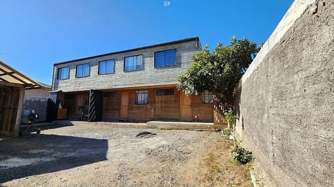 Casa en Venta en Calle Miramar | 267 m² con 3 Cabañas