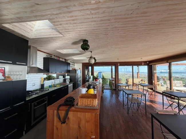 Casa en Venta en Playa Hermosa | 405 m² y 10 Suites