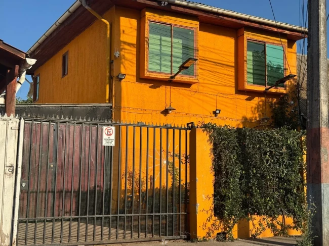 Casa en Venta en Villa Doña Ester 2 | 3 Dormitorios y Bodega