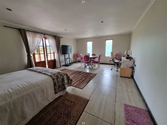 Casa en Venta en Los Cruceros | Parcela de 5.145 m² con Piscina
